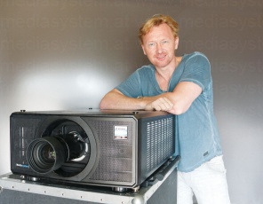 Digital Projection M-Vision Laser 18K (ohne Objektiv)