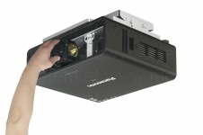 Panasonic PT-DZ770EK 1-Chip DLP Projektor / Bild 8 von 9