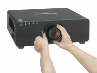 Panasonic PT-DZ770EK 1-Chip DLP Projektor / Bild 9 von 9