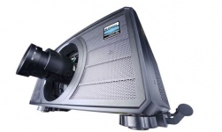 Digital Projection M-Vision Laser 18K (ohne Objektiv) / Bild 2 von 5